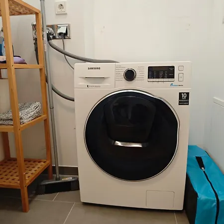 *1a Lage/top Anbindung/4 Pers./tiefgarage/smart-tv* Lejlighed