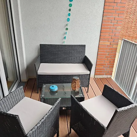 *1a Lage/top Anbindung/4 Pers./tiefgarage/smart-tv* Lejlighed